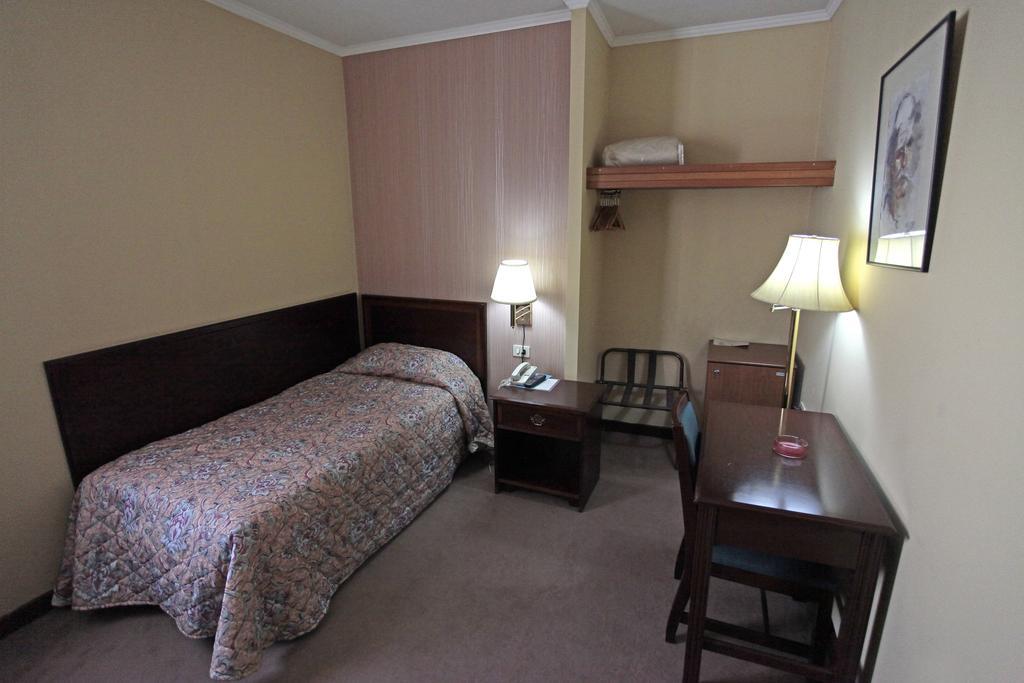 Hotel Regency Korce Ngoại thất bức ảnh