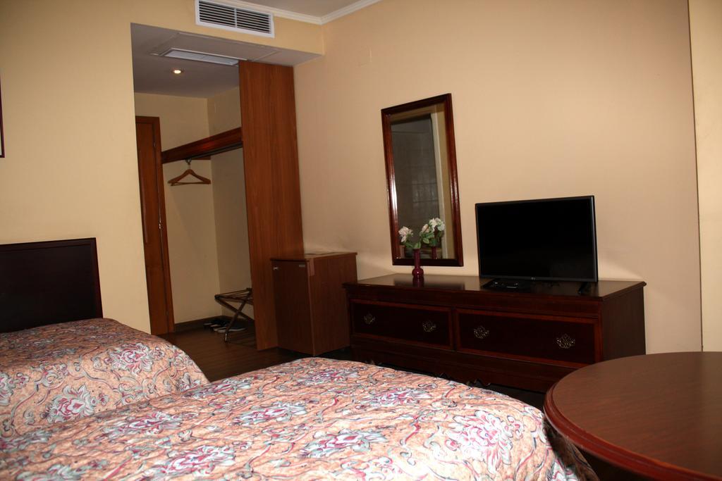 Hotel Regency Korce Ngoại thất bức ảnh