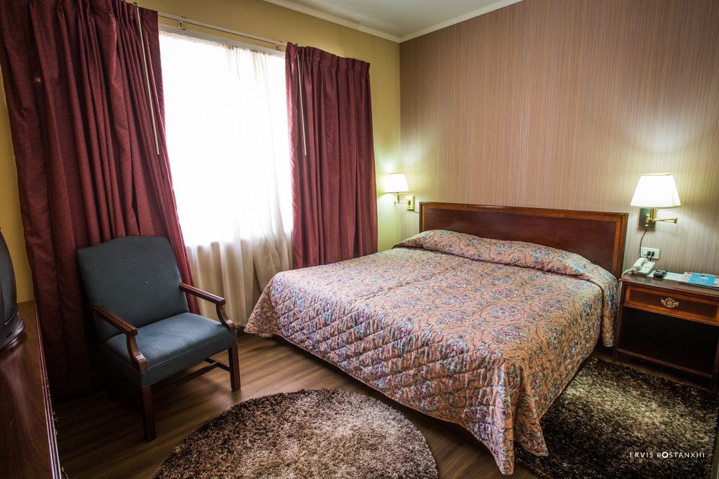 Hotel Regency Korce Ngoại thất bức ảnh